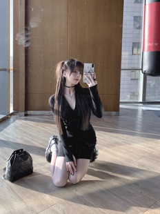 修身 ROUGE BM风polo领套指长袖 甜心 包臀针织连衣裙 DIAMOND美式