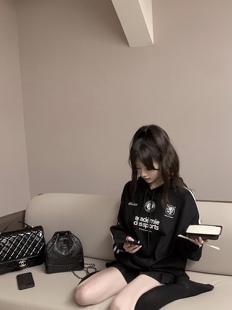连帽卫衣宽松 韩国badblood字母刺绣美式 ROUGE DIAMOND下半身失踪