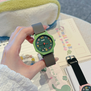 手表女学生初高中2025新款 高颜值小众设计防水考试看时间青年腕表