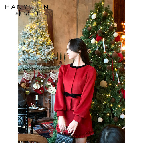 氛围感圣诞节穿搭红色套装裙女