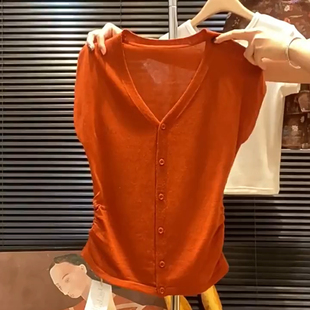 特大码300斤法式橘红色v领小飞袖短袖t恤女夏季针织显瘦坎肩上衣