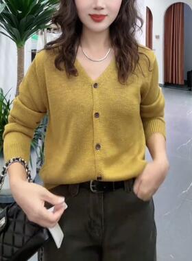 大码300斤胖mm针织2025年黄色V领镂空宽松舒适有质感高级风女上衣