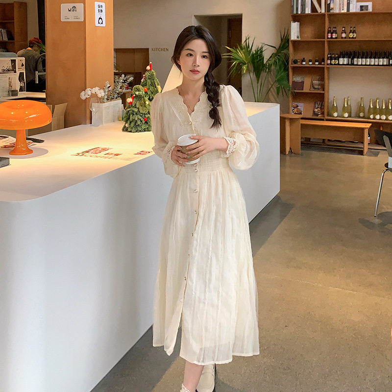 实拍2024温柔风杏色连衣裙秋季款收腰气质蕾丝边仙女chic中长裙子