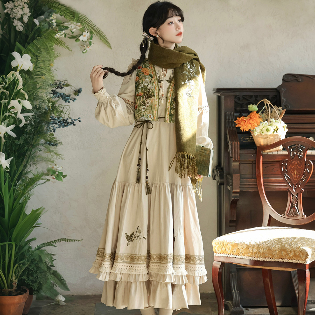 新中式连衣裙秋冬国风汉服改良汉元素独特马甲藤蔓枝原创日常可穿,女装/女士精品,汉服套装,淘宝优惠券,粉丝福利购,淘宝优惠卷