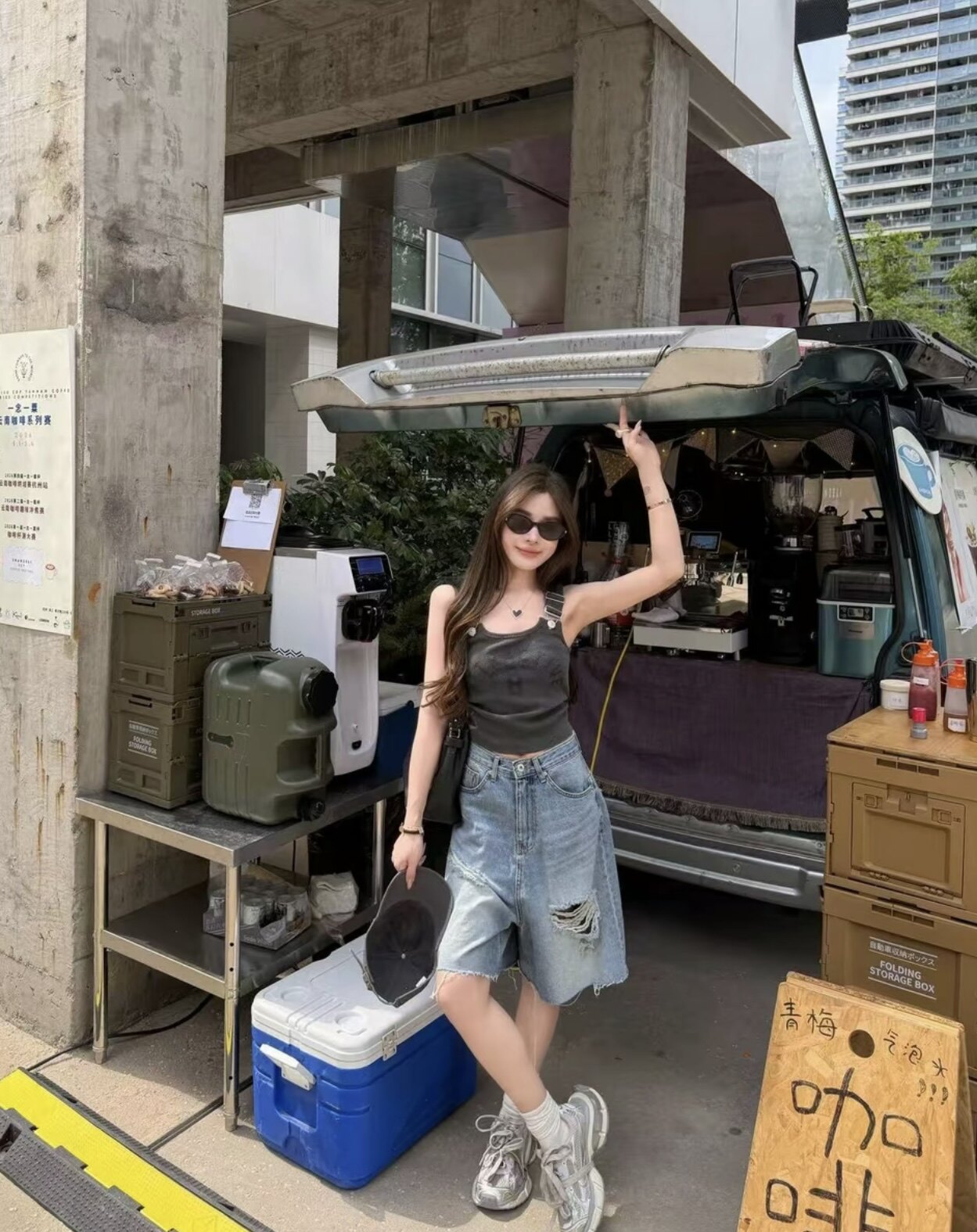 Miss家 韩国东大门2026夏季新款时尚百搭显瘦高腰破洞牛仔中裤女