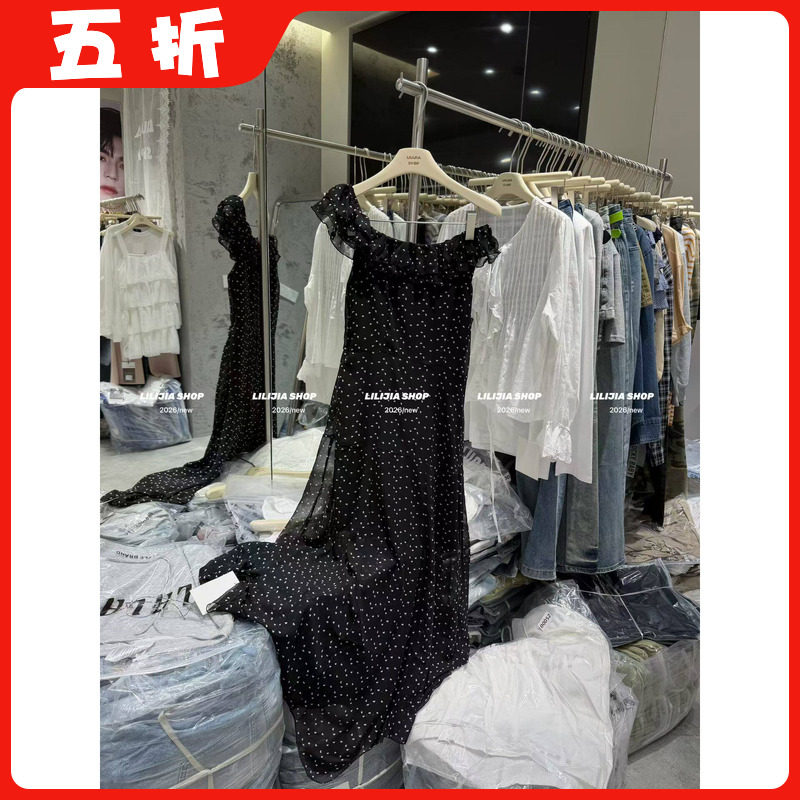 【五折】韩系斜领波点爱心荷叶边连衣裙女26夏季露肩收腰气质长裙