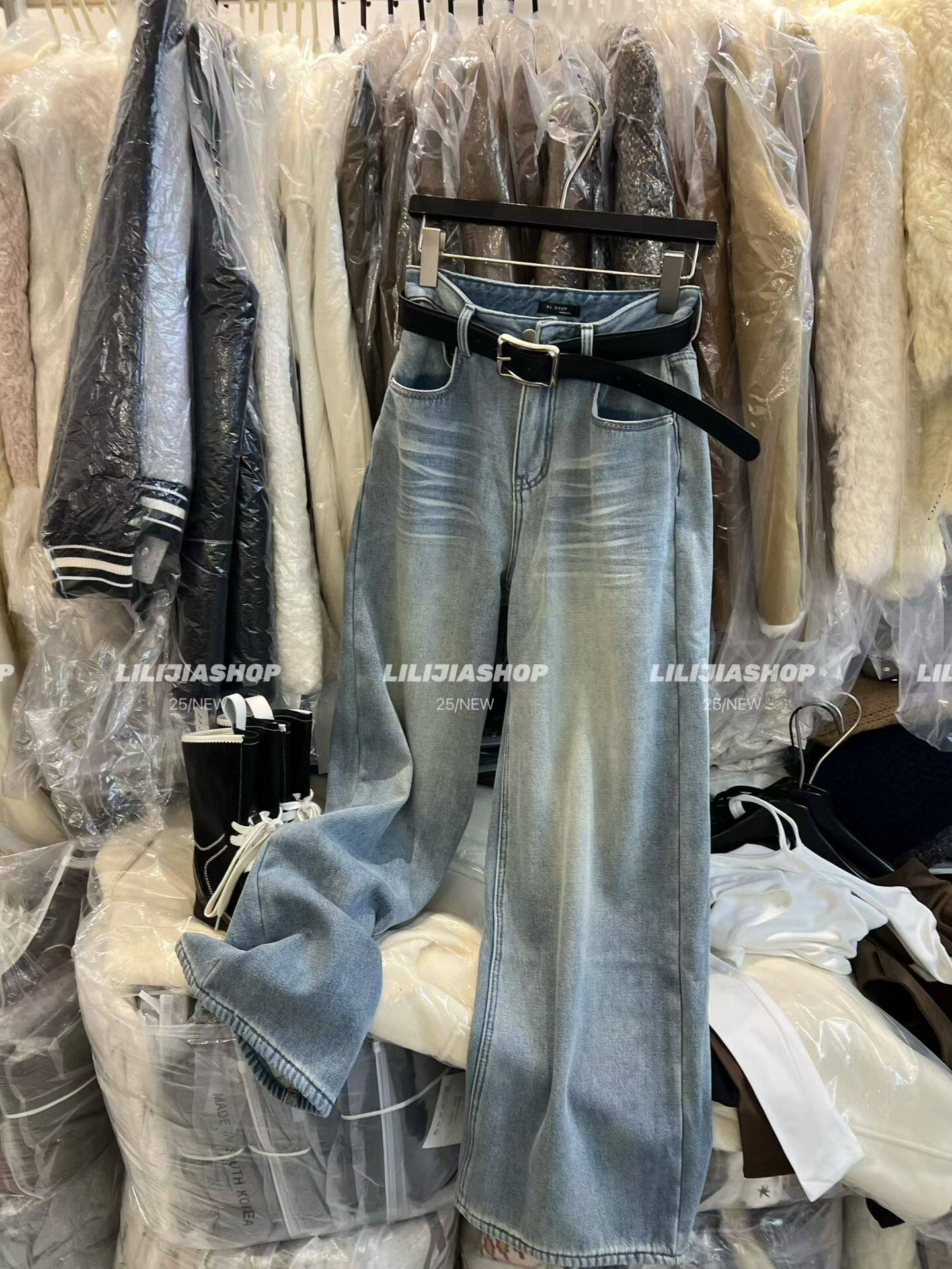 Miss家 2025秋冬新款韩版时尚百搭宽松显瘦高腰加绒直筒牛仔裤女