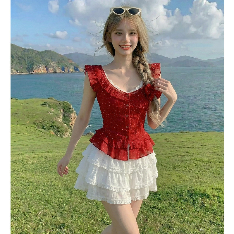 夏日海边度假风减龄俏皮法式甜美红色波点上衣+白色蛋糕裙套装