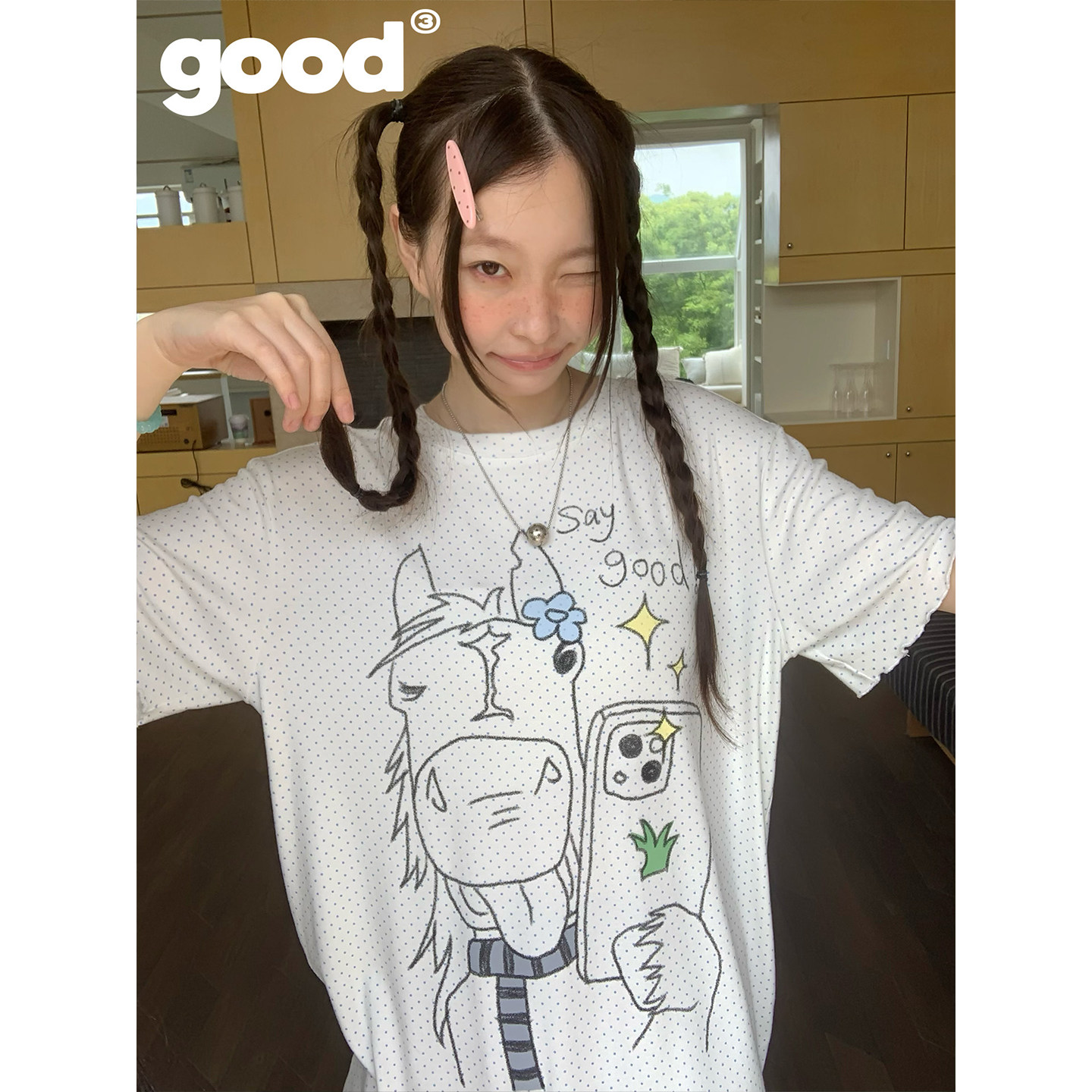 美好商店MeihaoStore「来张自拍马」臭美中的wink宽松印花短袖T恤
