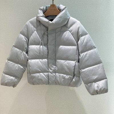 2025冬新款简约盘扣女短款羽绒服6025204044吊牌价1297