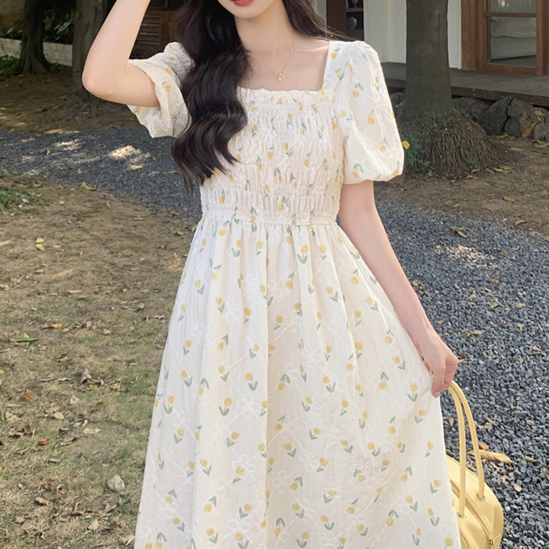法式茶歇小清新碎花裙子图片