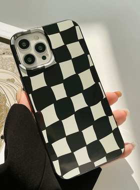 潮牌风格子iphone16苹果手机壳17保护套12pro高级X/8适用15加厚11