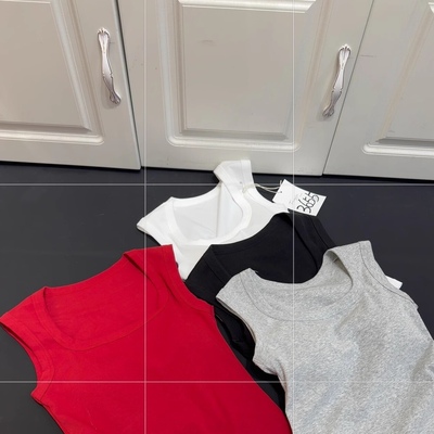 妃子纪3655时尚背心带胸垫百搭休闲洋气中长款美背内衣无袖上衣女