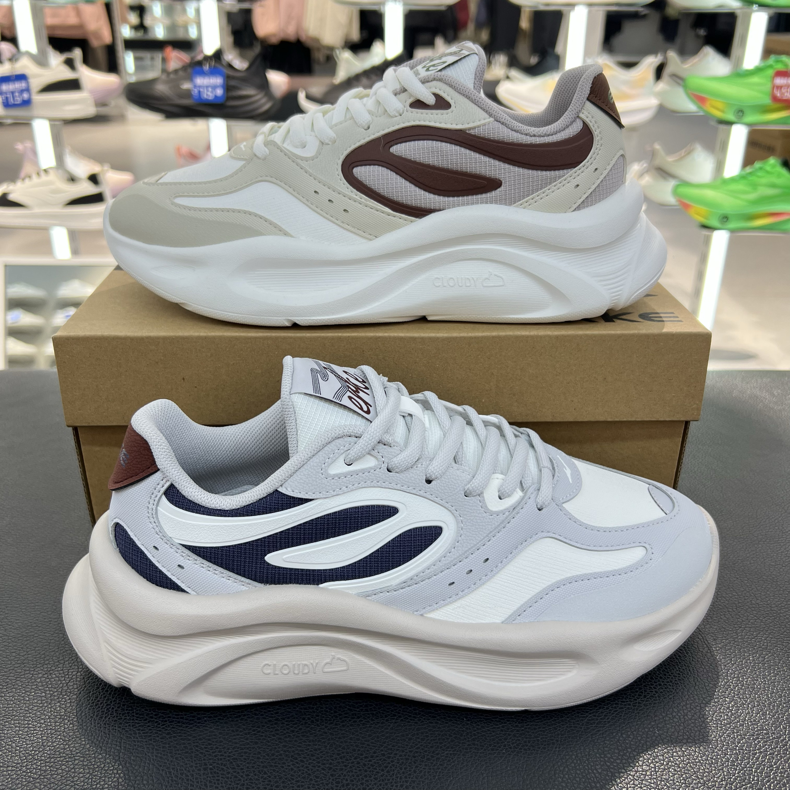 鸿星尔克飞扬慢跑鞋男鞋2025冬季新品防水休闲运动鞋11125402019