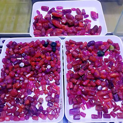 无烧红宝石原石手串配石