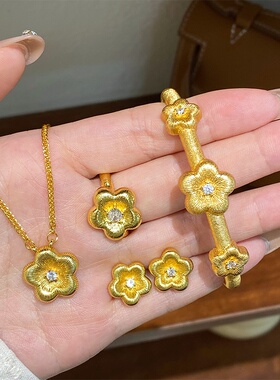dsm复古时尚精致百搭拉丝花朵微镶锆石吊坠项链轻奢小众感锁骨链