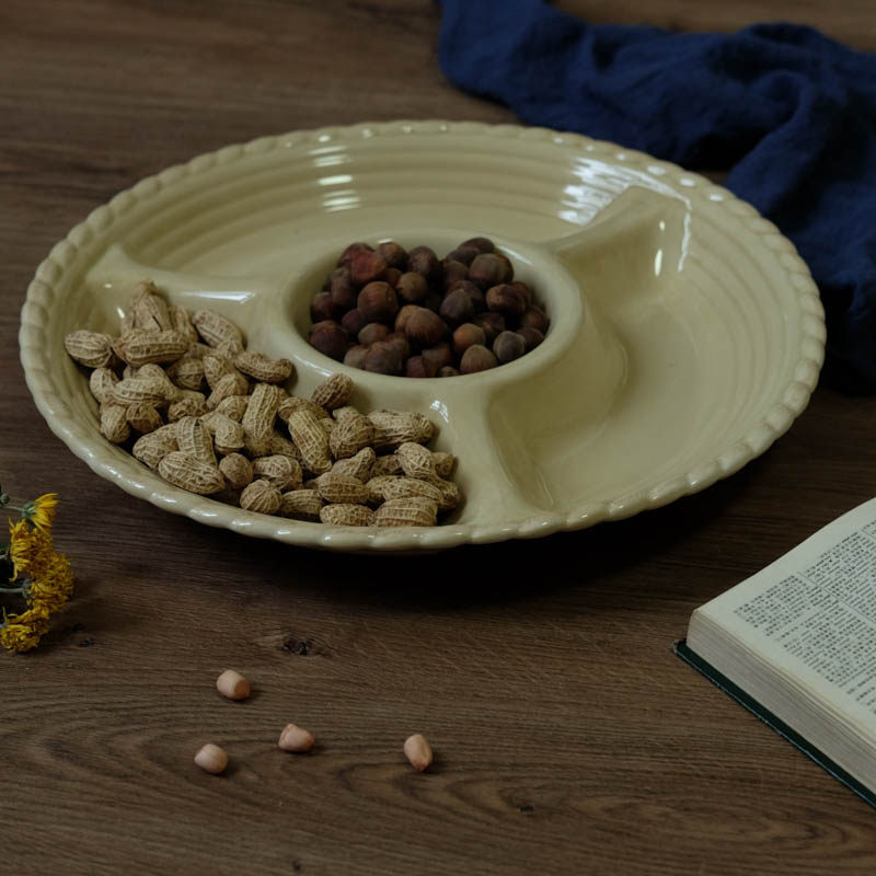 出口美式陶瓷超大果盘浮雕餐盘家用创意四格点心盘分格拼纯色菜盘