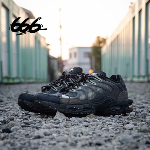 NIKE/耐克男子休闲跑鞋耐磨