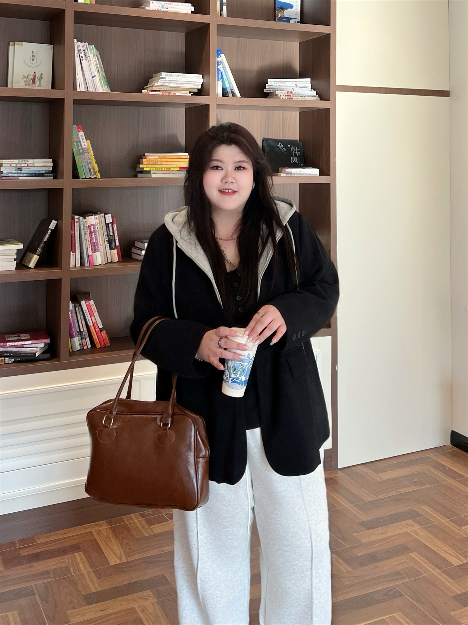 Plus size Women's Wear 4437 Plus Size Ladies Early Autumn Stylish Fake Two-Piece Hooded Small Suit Casual Slim Looking Outwear