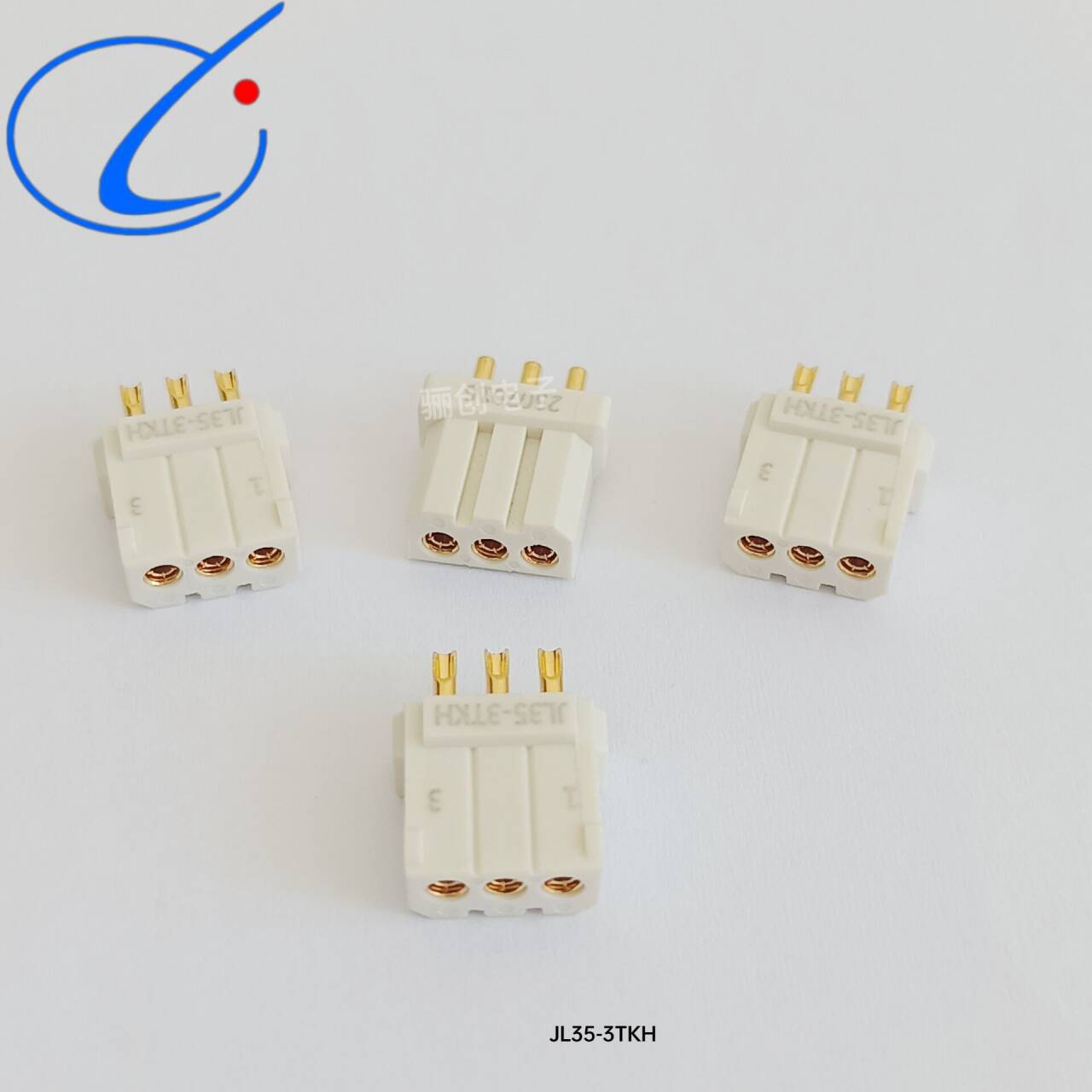 骊创JL35-3ZJW插头插座