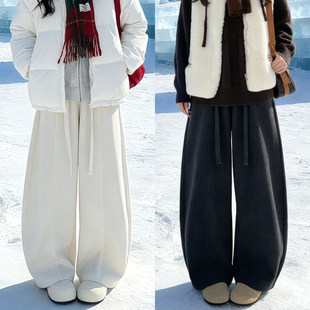 灯芯绒弯刀裤女冬季新款加绒加厚白色裤子宽松慵懒小个子阔腿卫裤