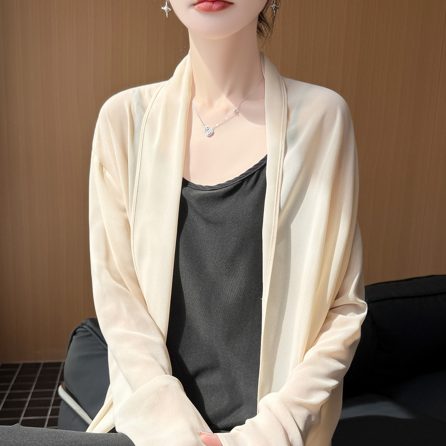 夏季轻奢乔其纱垂坠感防晒披肩开衫女薄纱透气配裙子外搭罩衫上衣