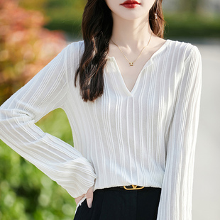 V领长袖 喇叭袖 时尚 毛衣上衣 打底衫 V领时髦薄款 早秋针织衫 超好看