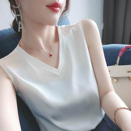 白色真丝吊带女西装内搭t恤