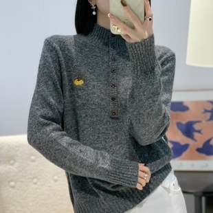 欧货新款南瓜刺绣半高领羊绒针织衫女秋冬宽松花纱毛衣打底羊毛衫