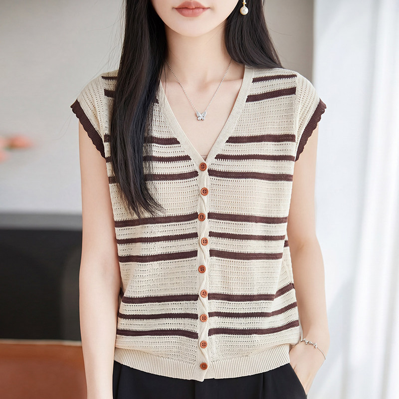 撞色条纹V领小飞袖针织T恤女图片