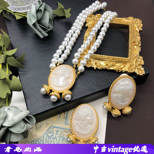复古着赫本风配饰人头像浮雕造型法式双层珍珠项链耳钉耳夹套装