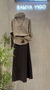 套装 2025新款 女不规则高领毛衣格子裙 YIGO慵懒风秋冬季 SAMYA