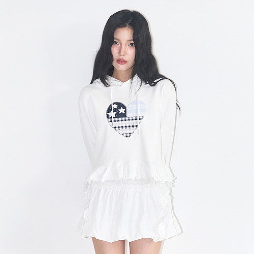 ILLIGO 25秋新款贴布爱心拼接荷叶边蕾丝连帽卫衣韩国代购