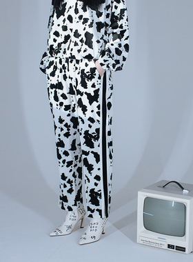 秒发CLUT STUDIO 21春季新品奶牛纹丝绒长裤运动休闲裤男女款韩国