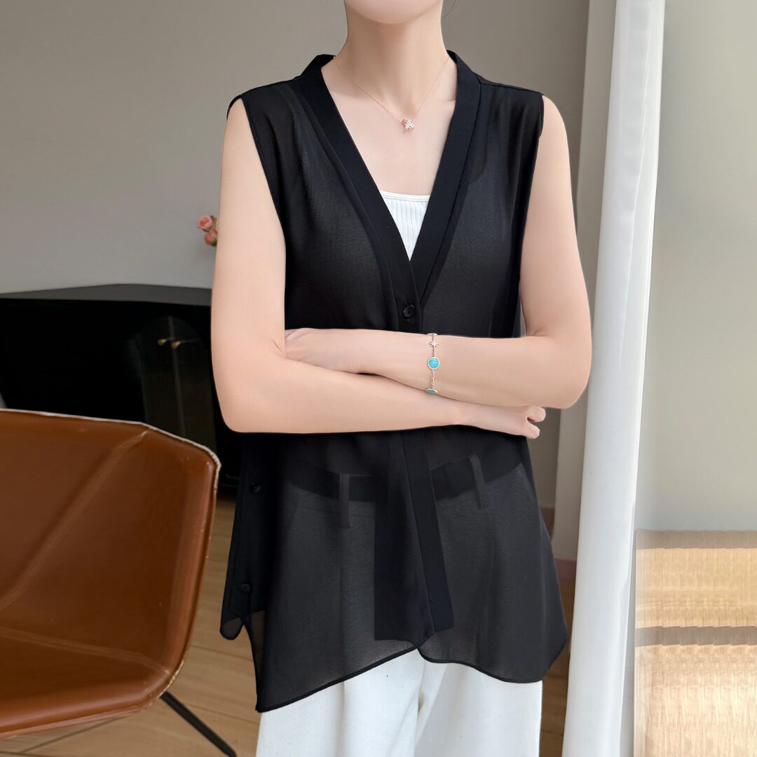 欧洲站夏季时尚V领无袖马甲背心女宽松显瘦休闲百搭轻薄坎肩上衣