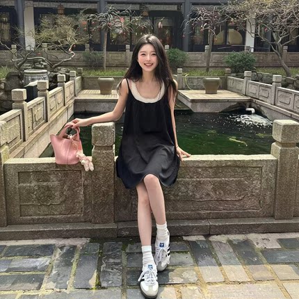 甜辣露背叠穿吊带连衣裙蕾丝花边吊带背心女2026夏季新款时尚套装