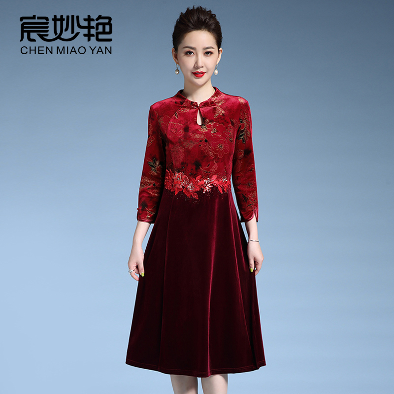 金丝绒连衣裙参加女儿改良旗袍