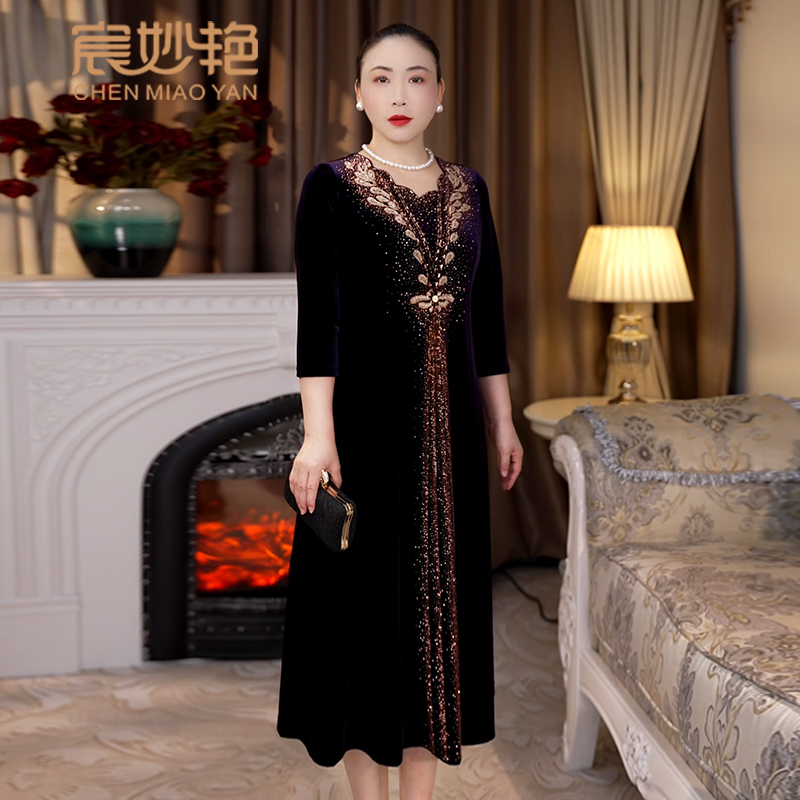 高贵优雅大码妈妈装金丝绒连衣裙