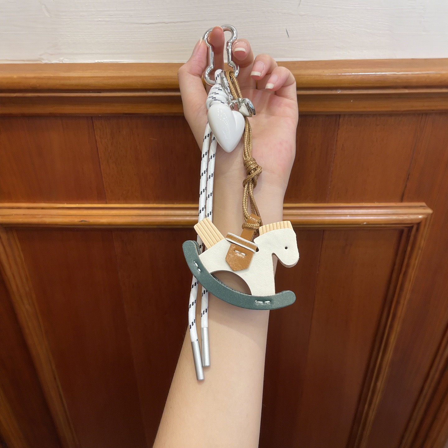 创意可爱Miu系木马摇摇马钥匙扣精致可爱手机背包挂件情侣小礼物