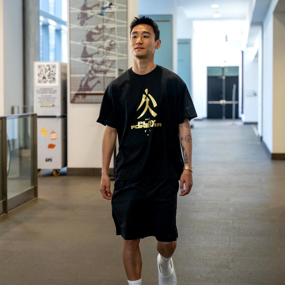 C罗siu韦世豪上身同款标志性庆祝动作创意短袖T恤烫金sui汉字复刻