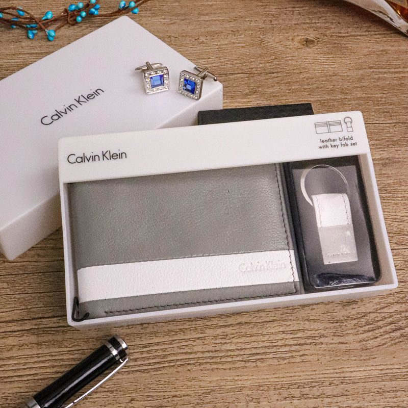 CalvinKlein短款商务休闲钱包