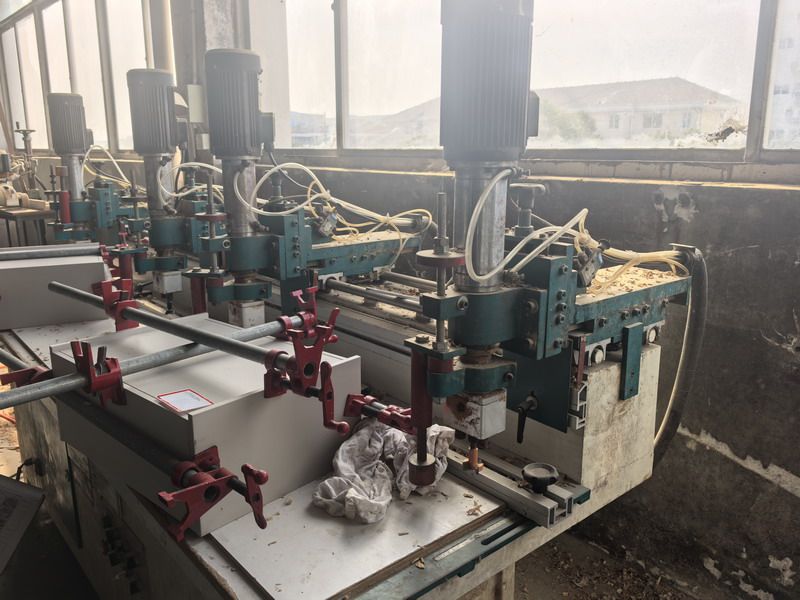 5月15日嘉兴中央除尘设备系统、木材加工生产线、自动喷涂线等机器设备网络拍卖公告