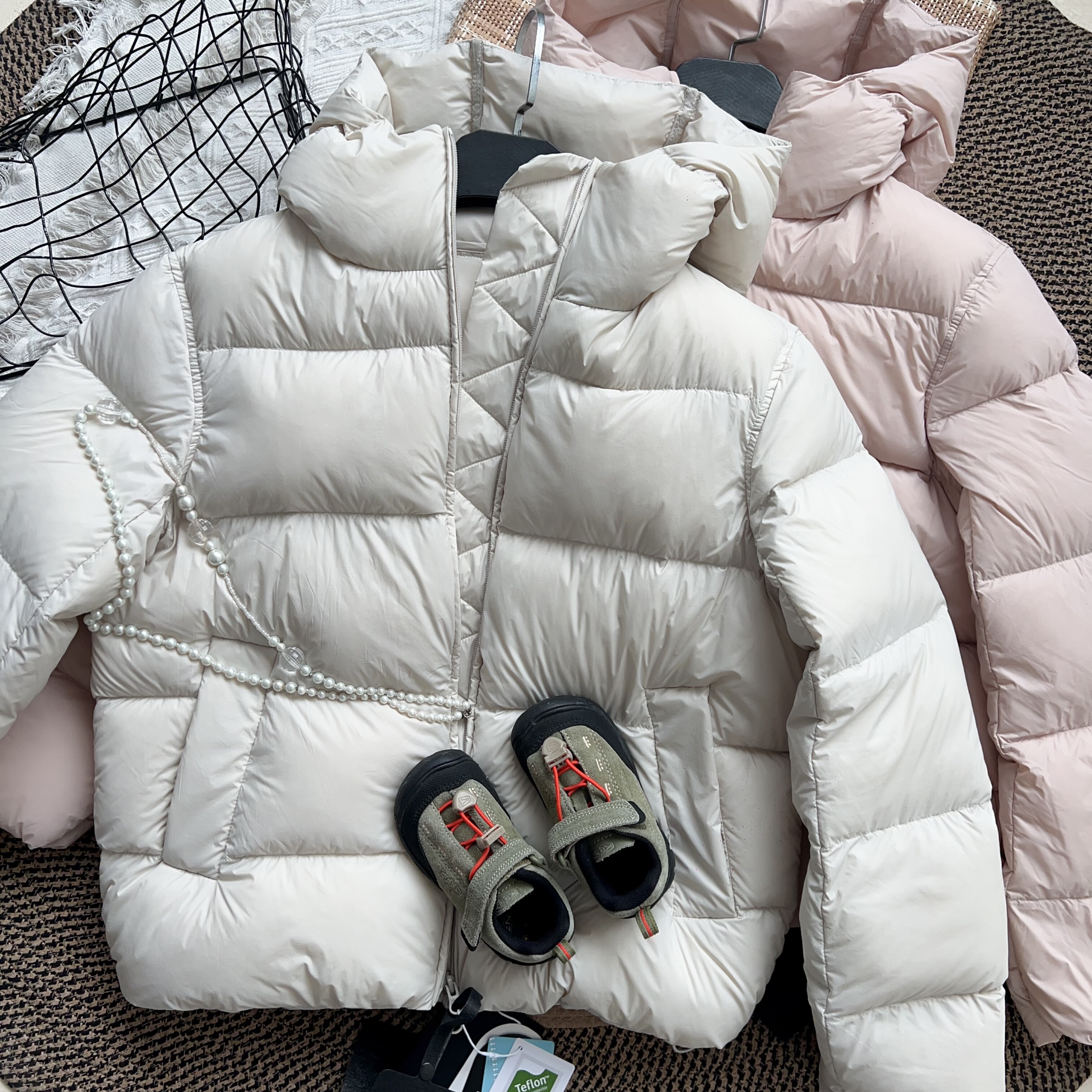 【三星95绒】LU家新款轻盈款泡芙五格连帽羽绒服女轻软蓬羽绒外套