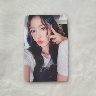 现货包邮lesserafim宫胁咲良小卡 无赦楠艺ny2樱 背带裤樱 Sakura