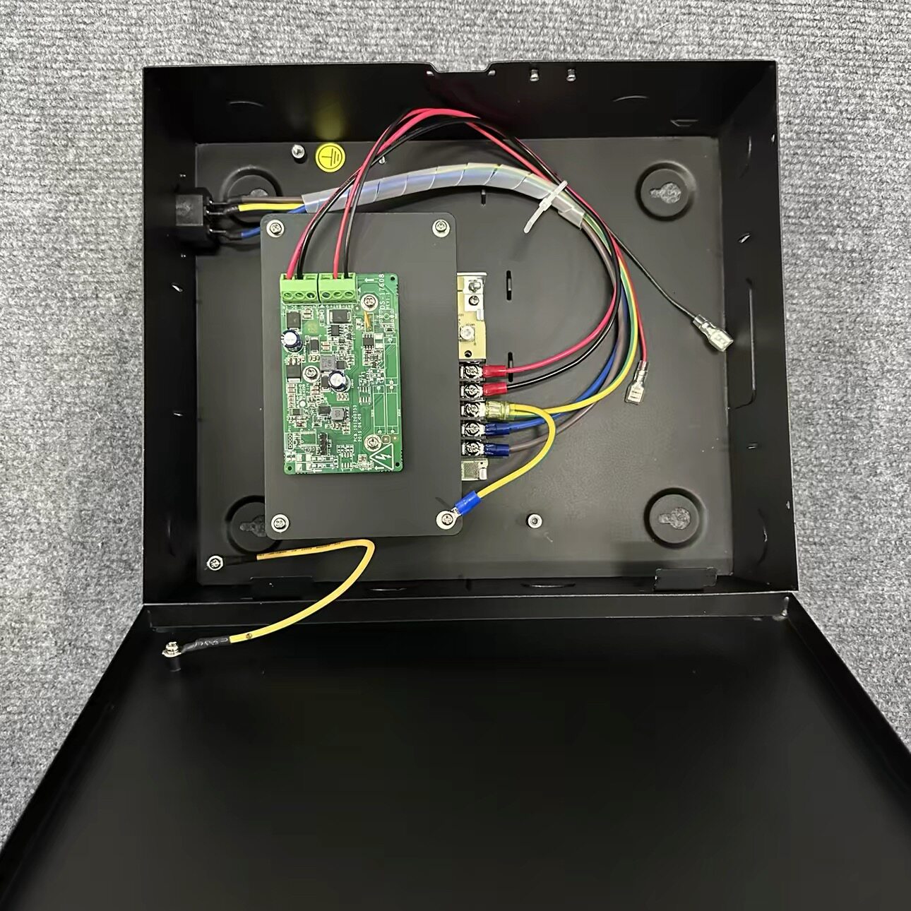 DS-K7M-AW50海康威视门禁主机电源箱12V4A电源原装正品不含电池组