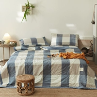 Светлый кофейный синий