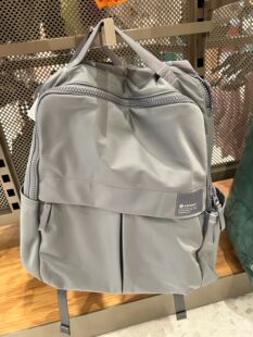 lululemon 23L backpack Everyday 男女商务电脑包双肩包瑜伽背包