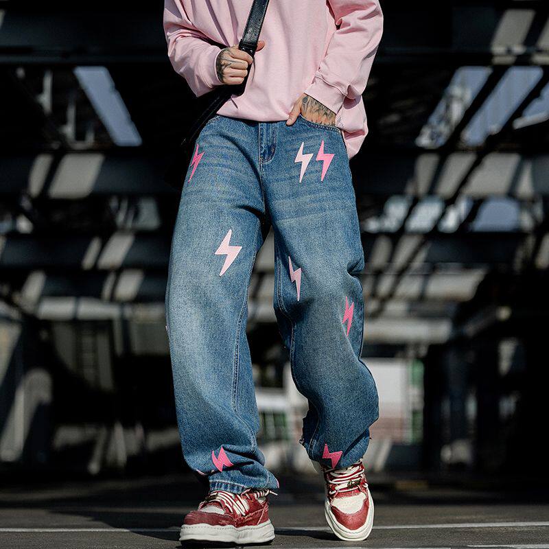 2026新款美式高街闪电贴花牛仔裤男宽松直筒阔腿潮流百搭休闲长裤