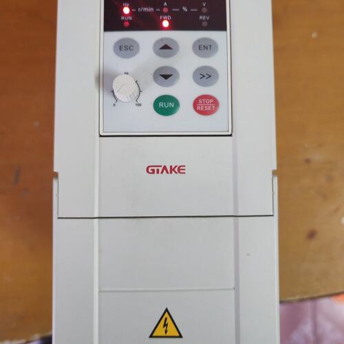 包邮280元吉泰科变频器3.7KW/380V，GK500-4--议价商品