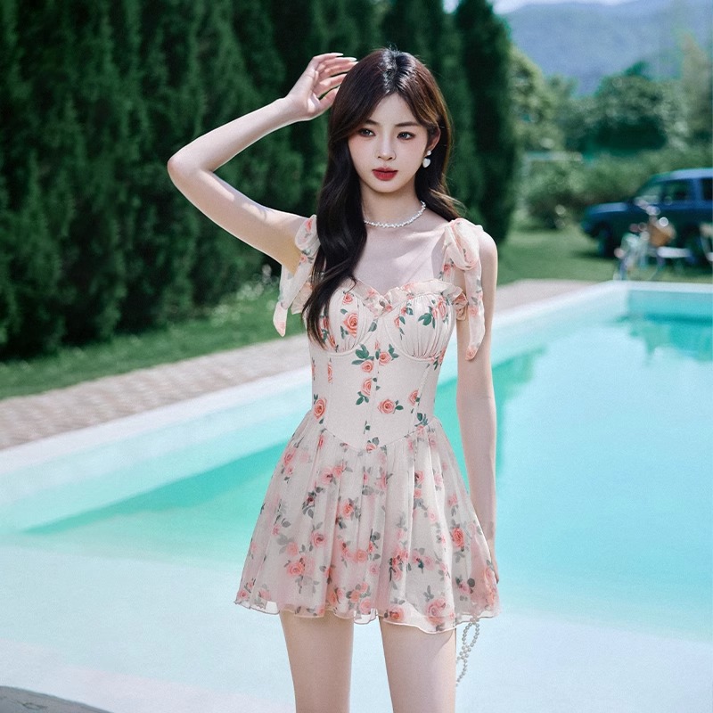 花朵连体泳衣高级感显瘦性感甜美